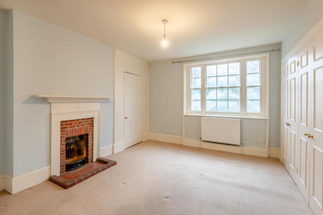 8676075interior03