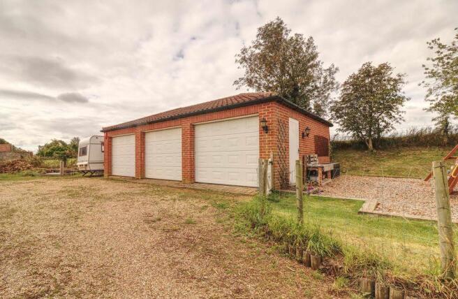 Triple Garage