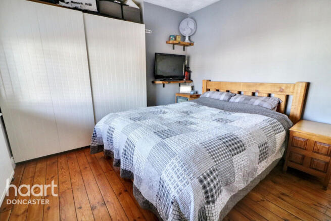 3 bed Semi-Detached for sale Image 11