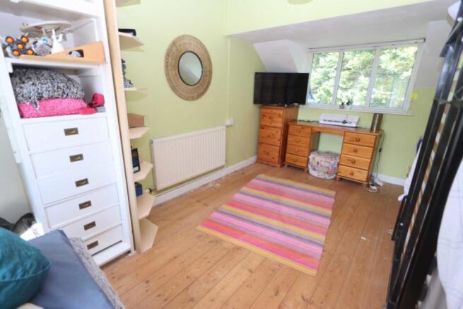 Photo 18