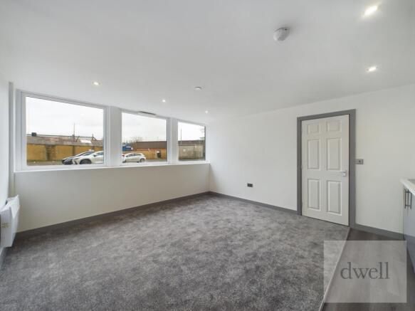 1 bed Flat to rent Image 4