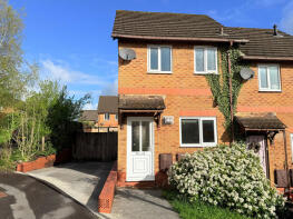 17, St Maddocks Close, Brackla, Bridgend CF31 2BL