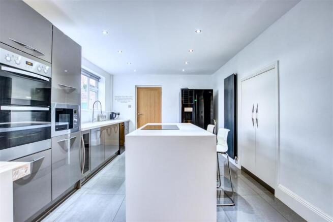 Kitchen/Dining Area
