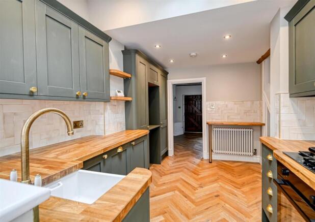 9 Hollybush Road-08.jpg