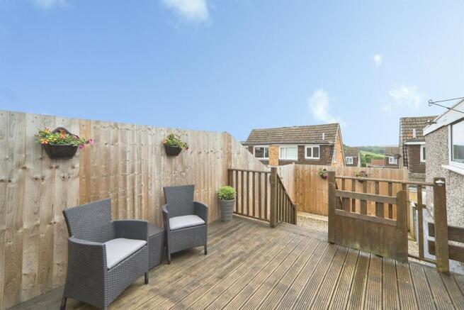 3 bed Semi-Detached for sale Image 4