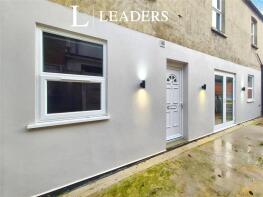 328a, London Road, Westcliff-on-sea SS0 7JJ