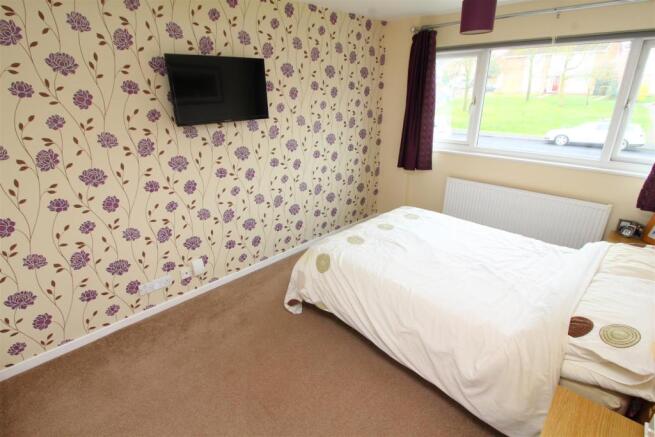 15 Bed 1.JPG