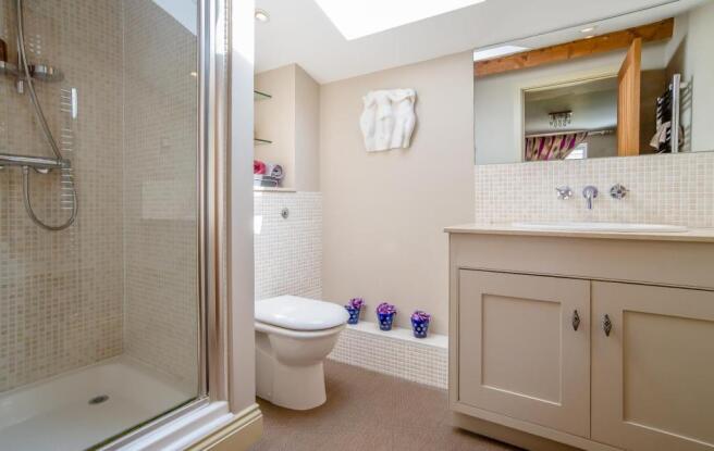 8393400-interior20-800.jpg