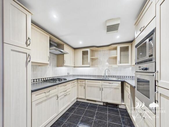 CAM03915G0-PR0023...