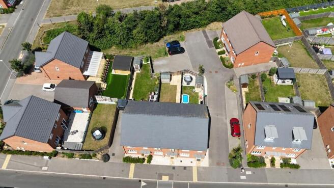 Beke Avenue, Shinfield, RG2 photo 4