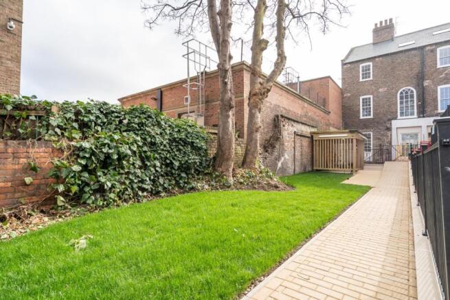17 bed Terraced for sale Image 6