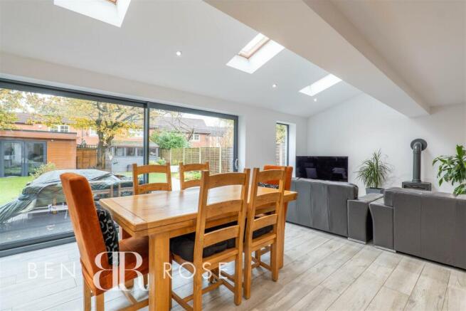 Kitchen/Diner/Family Room