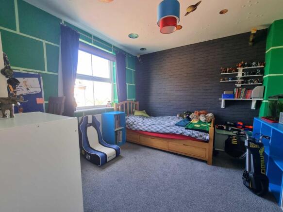 Photo 9