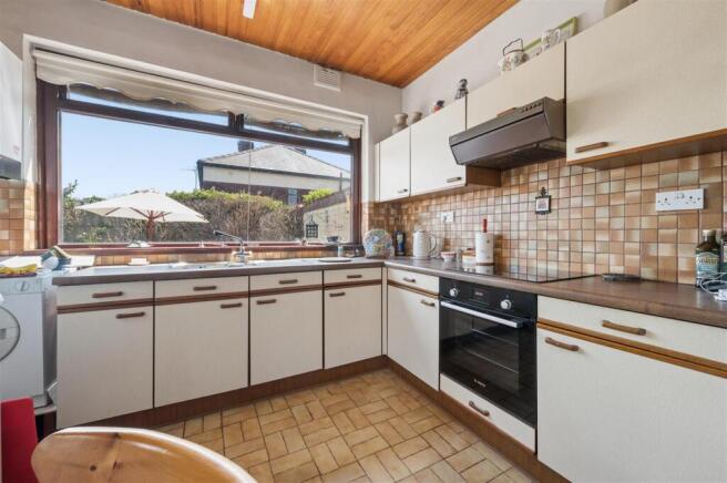 Kiln Lane - Kitchen