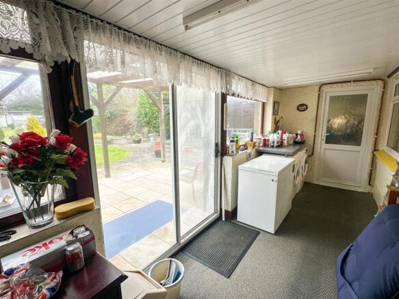 SUN ROOM