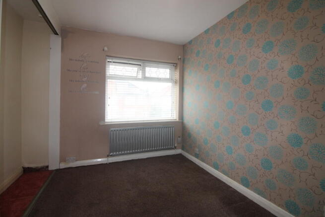 3 bed Semi-Detached to rent Image 12