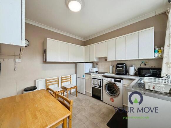 3 bed Terraced for sale Image 5