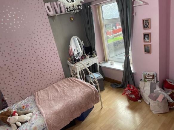 Bedroom 2 (side)