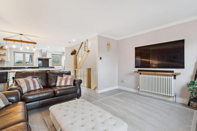 Lounge/Kitchen