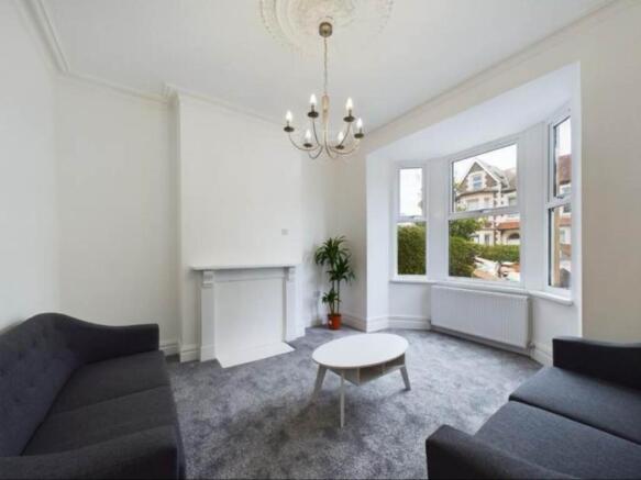Living Room (2)