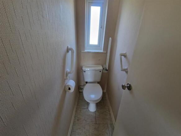 SEPARATE WC