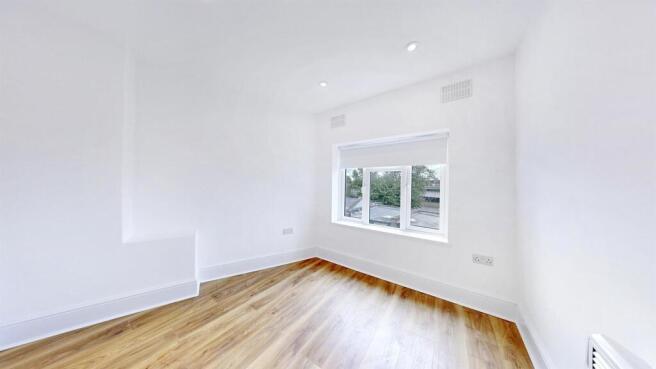 flat 3, 140 Bethnal Green Road - 6i4YDwcfGeyLPTARc