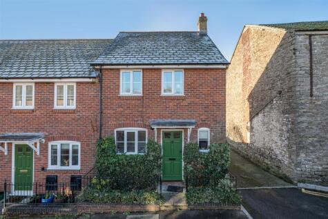 Berkeley Court, Bridport