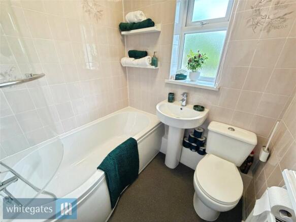 3 bed Semi-Detached for sale Image 11
