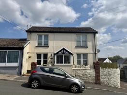 35 Maesifor, Cross King Street, Pant, Merthyr Tydfil CF48 2AG