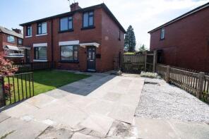 32, Parkfield Avenue, Farnworth, Bolton BL4 9PZ