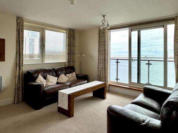 Living/dining/kitchen