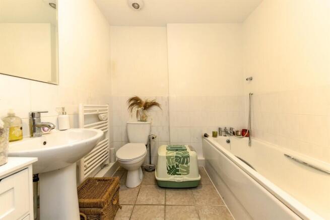 Photo 13