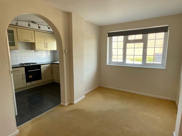 Dining Room..jpg