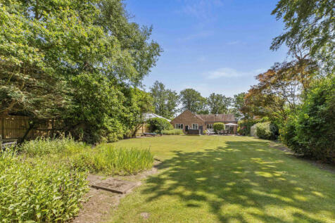 Widmore, Wooburn Common, Buckinghamshire, HP10 0JG