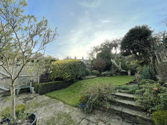 Garden (2).jpeg
