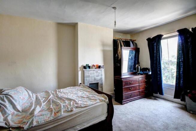 Bedroom 3: