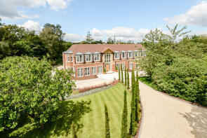 Langley Wood House, Fulmer Common Road, Iver SL0 0NP