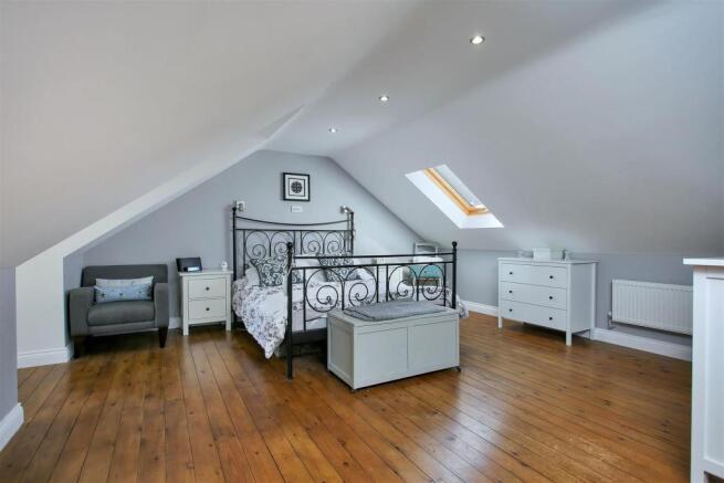 MASTER SUITE
