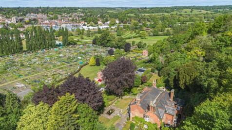 Remenham Hill, Remenham, Henley-on-Thames, Berkshire, RG9