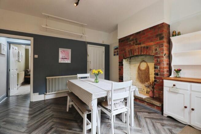 4 bed Terraced for sale Image 5