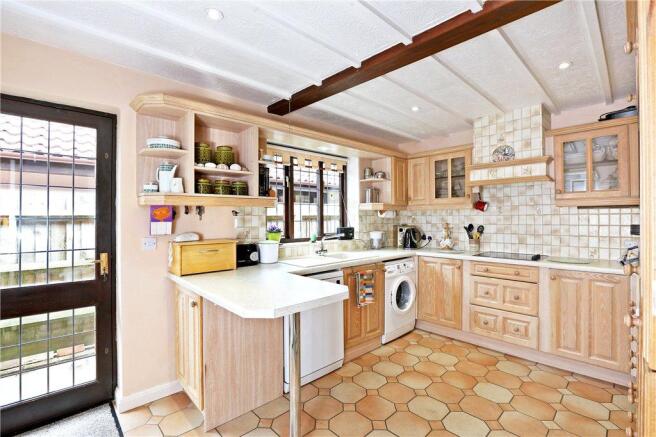 Kitchen/Breakfast Rm