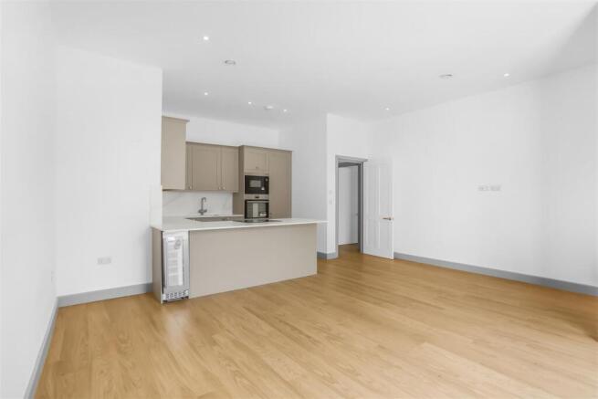 1685129273 - F1 -2.jpg