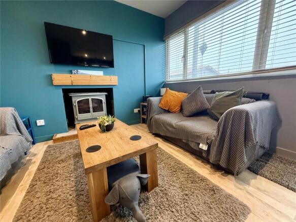2 bed Bungalow for sale Image 6
