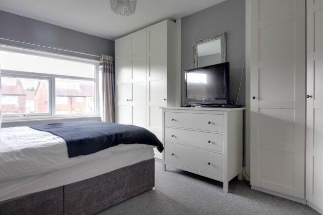 Bedroom 1 (Double)