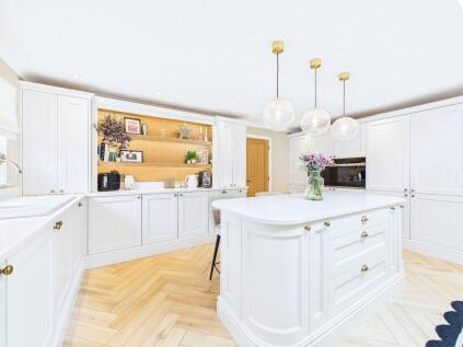 Humberley Close, Eynesbury, St. Neots