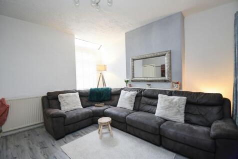 Barton Lane, Eccles, M30