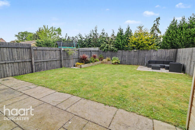 3 bed Semi-Detached for sale Image 4