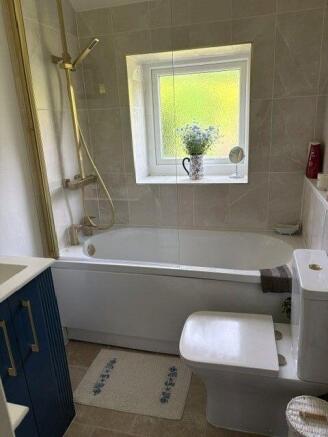 2 bed Cottage for sale Image 9