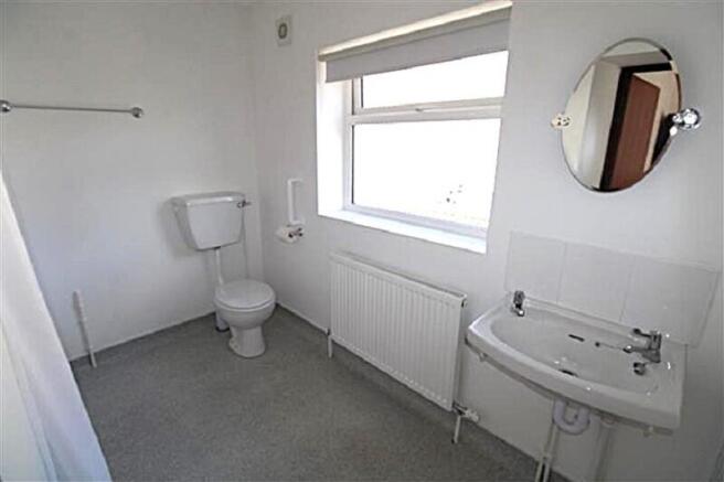 Spacious Wet Room