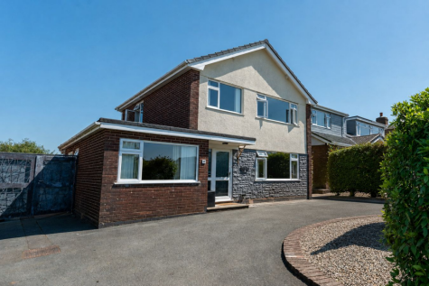 Pentrosfa Crescent, Llandrindod Wells, LD1